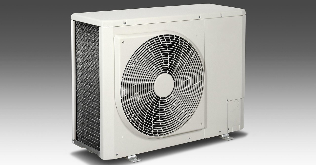 What Lorton Homeowners Often Get Wrong About AC Maintenance